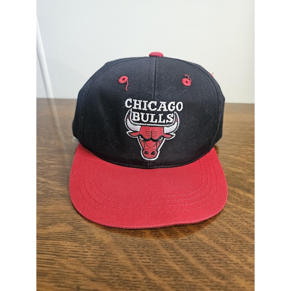 Vintage Chicago Bulls Hat Cap Snap Back Boys One Size Red NBA Basketball Logo 7